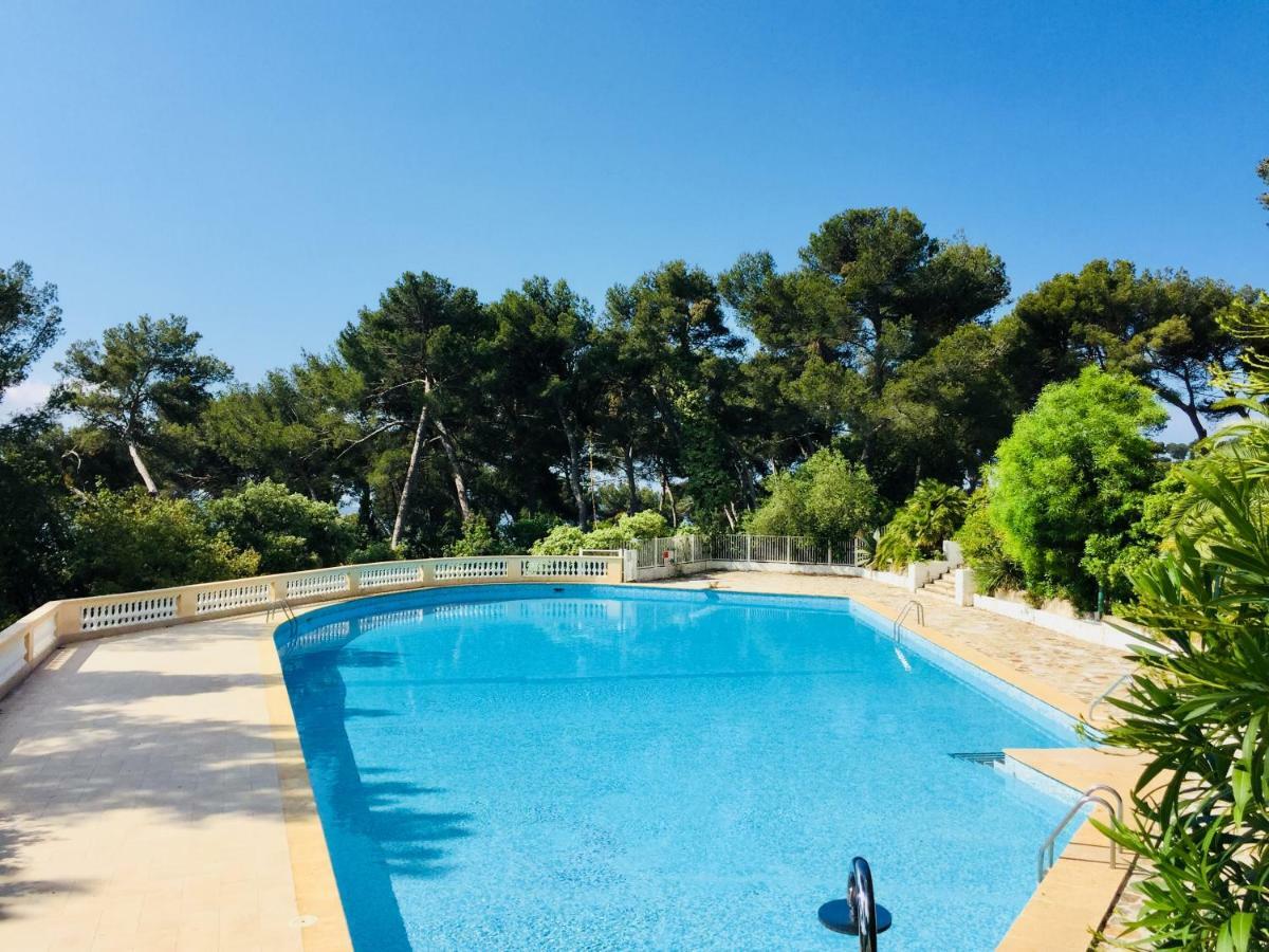 Apartamento Studio 4 Personnes Avec Piscine, Tennis Hyères Exterior foto